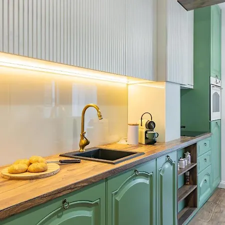 Modern Chic B&c *
